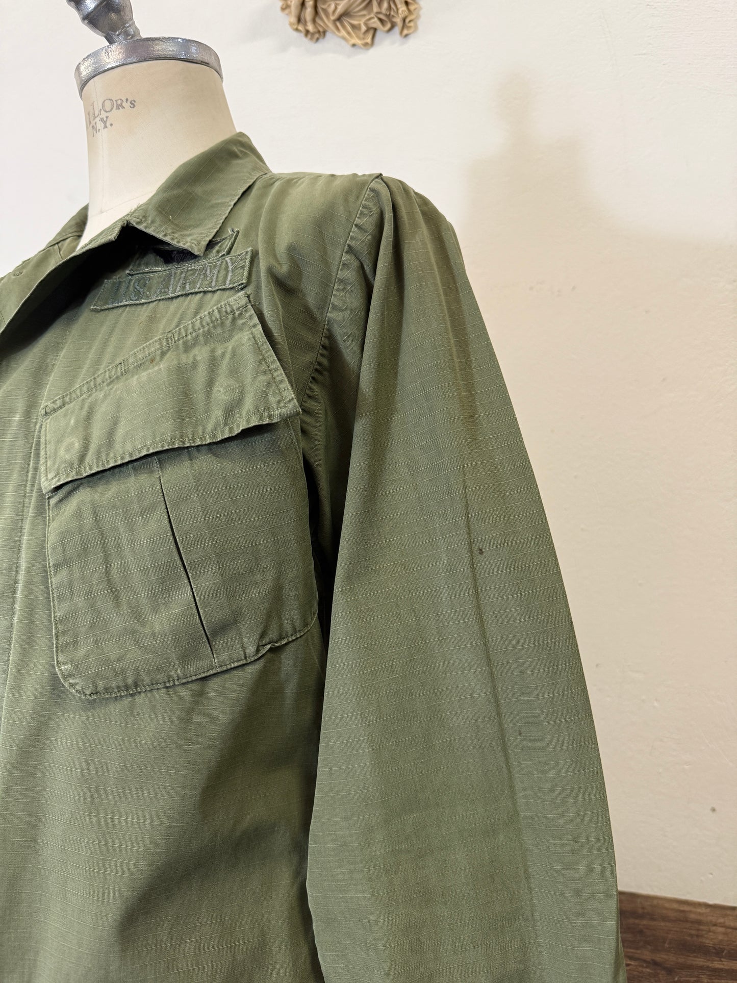 Vintage Rip Stop Jungle Jacket U.S. ARMY “M/L”