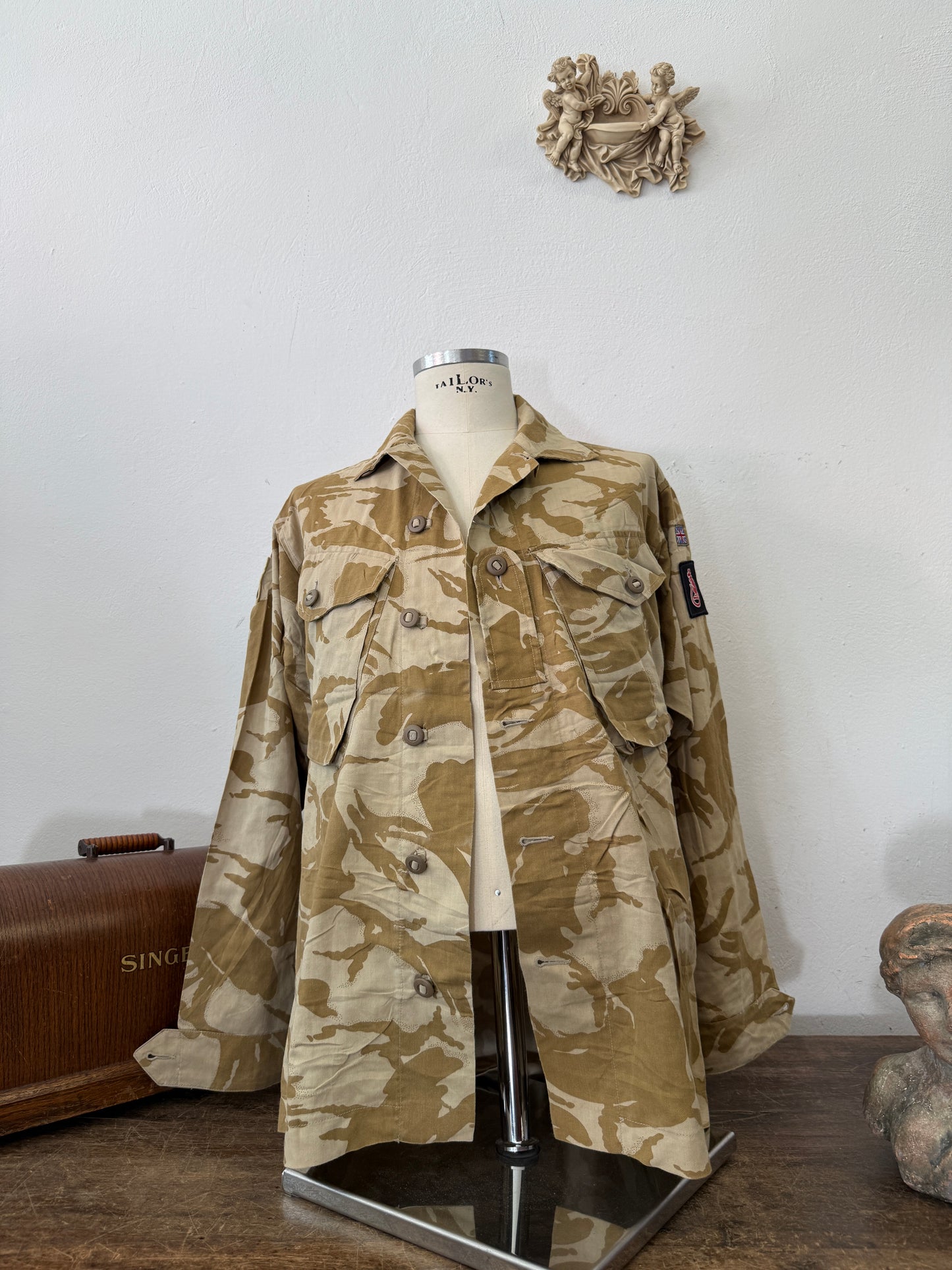 Vintage British Army Dpm Jacket “L”