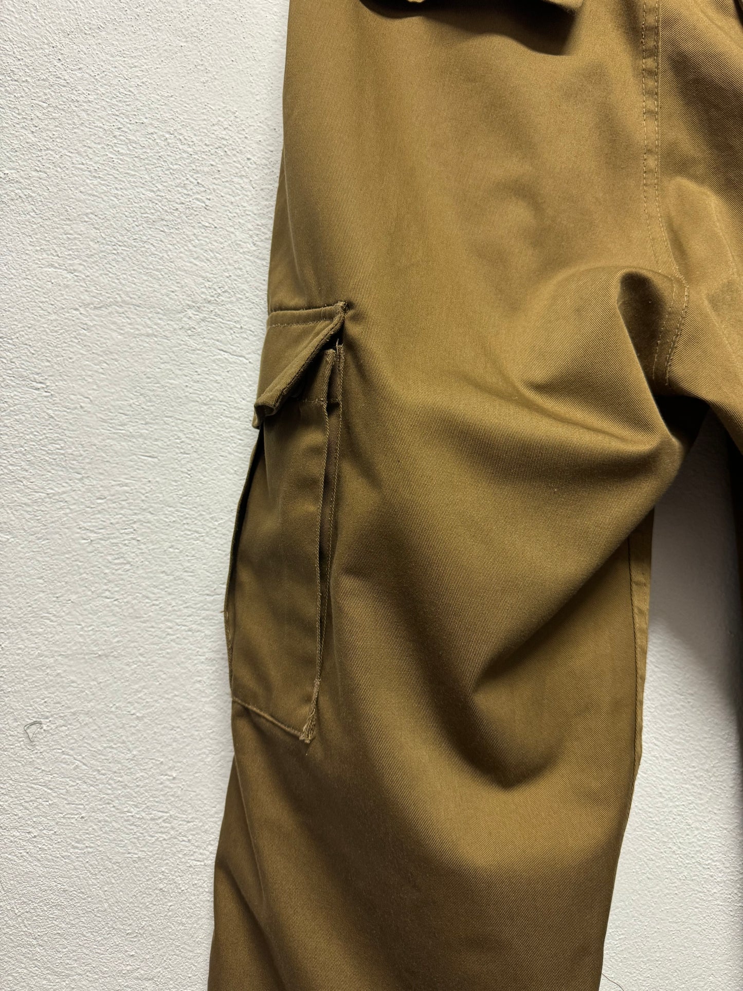 Brown Cargo Pants “W32”