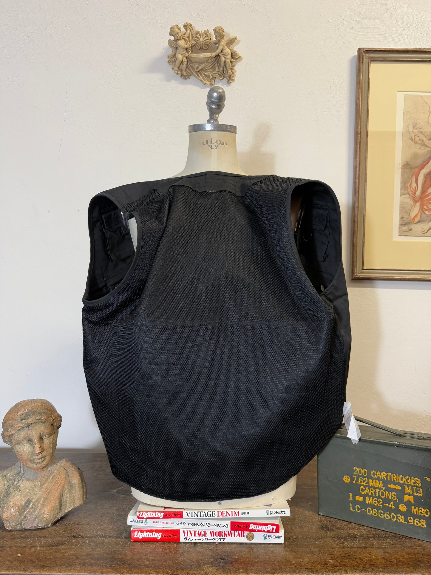Black Tactical Utility Vest