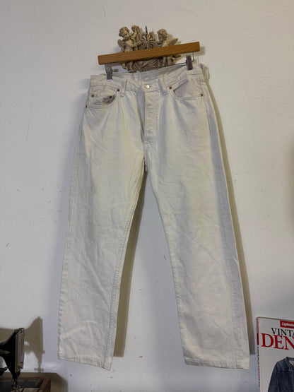 Vintage Levi’s 501 “W33 L30”