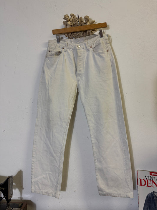 Vintage Levi’s 501 “W33 L30”