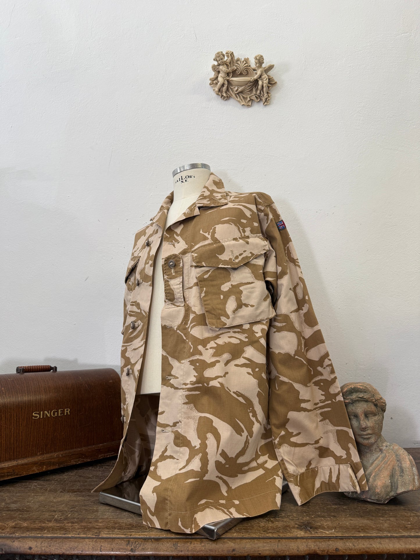 Vintage British Army Dpm Jacket “XL”
