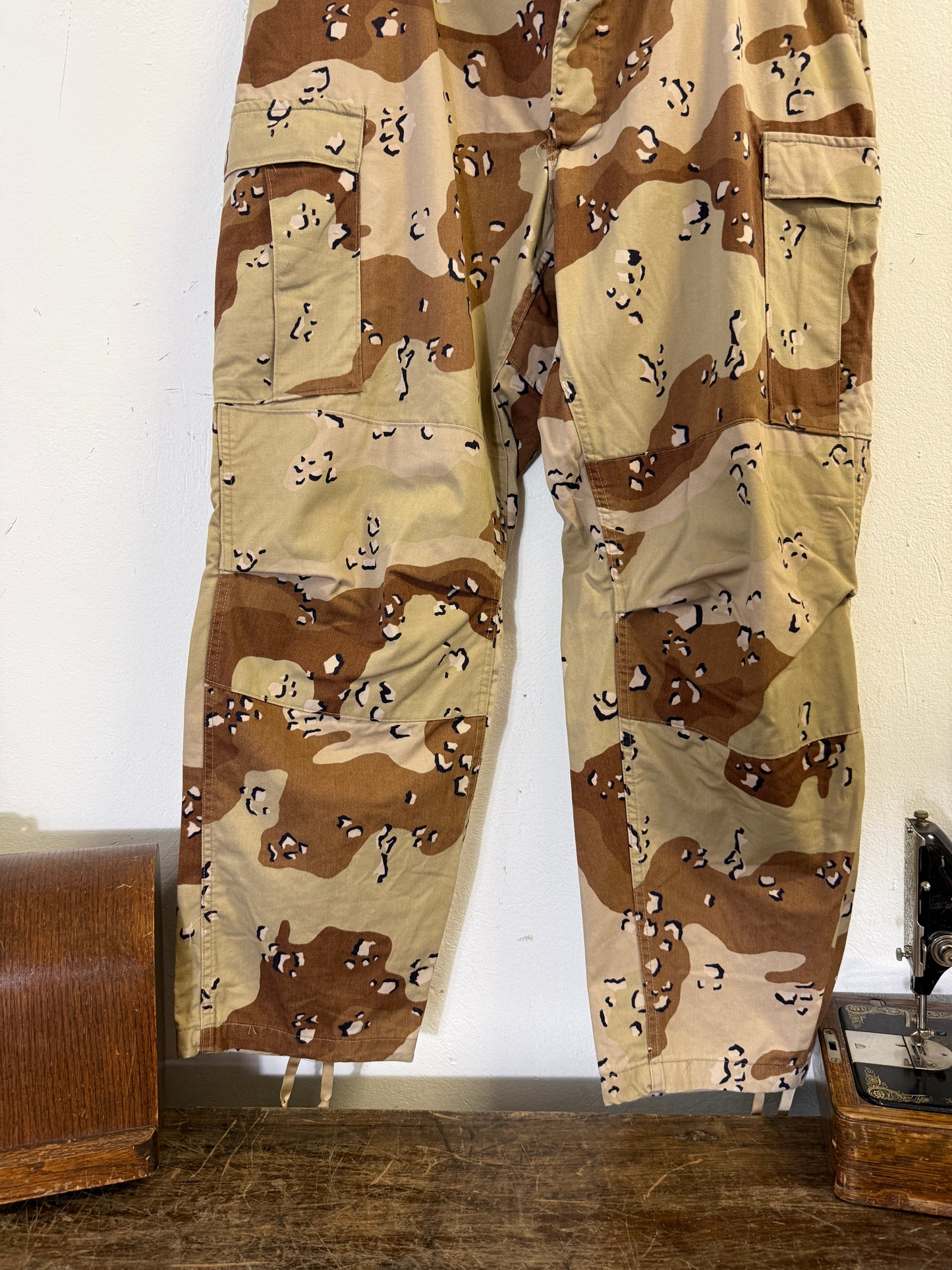 Vintage Desert Chocolate Cargo Pants Us Army “W42”
