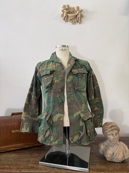 Vintage 1970-80s ERDL Camouflage Pattern Hot Weather Jacket Ripstop “XS/S”