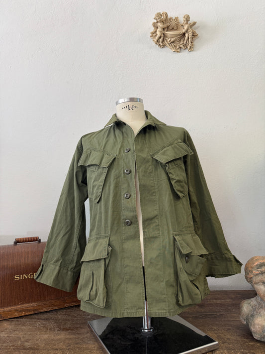 Vintage 60’s Jungle Jacket Us Army “S/M”