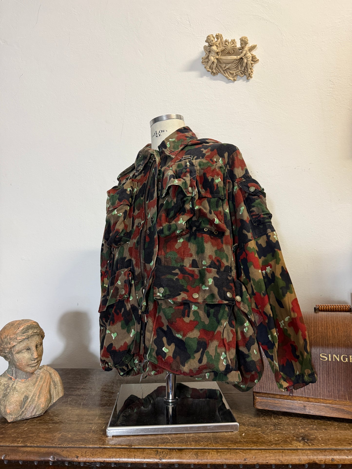 Vintage Swiss Army Camo Jacket M70 “XL”