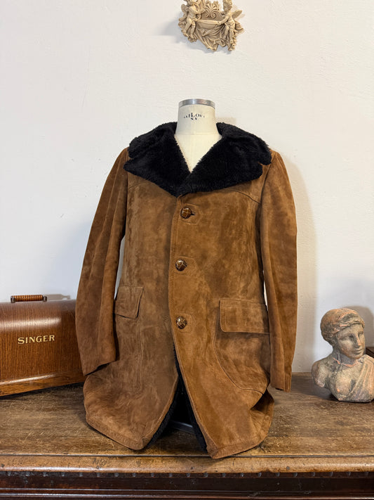 Vintage 80’s Shearling Jacket “L/XL”