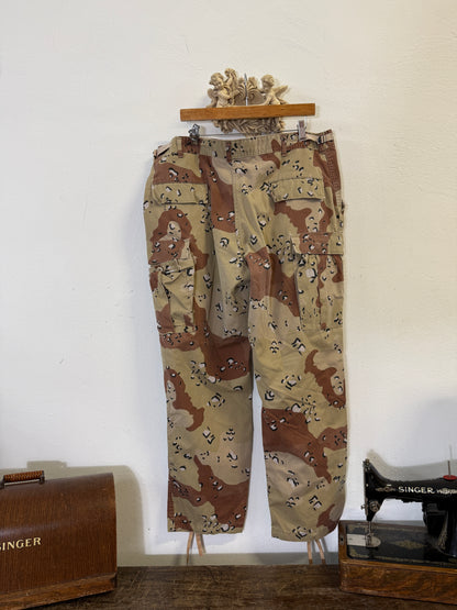 Vintage Desert Chocolate Cargo Pants Us Army “W40”