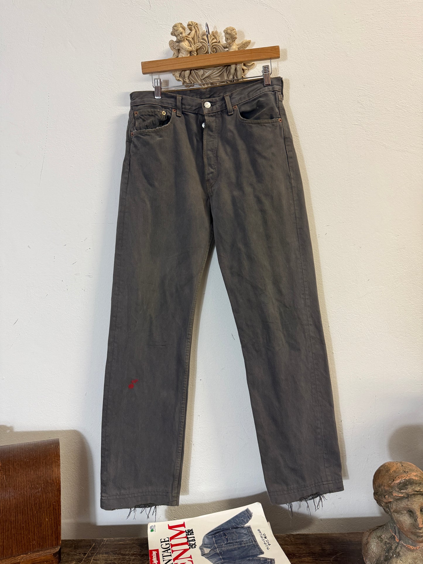 Vintage Levi’s 501 “W32 L32”