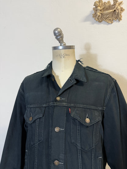 Vintage Levi’s Jacket “L”