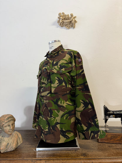 Vintage 90’s British Army Camo Jackets “L”