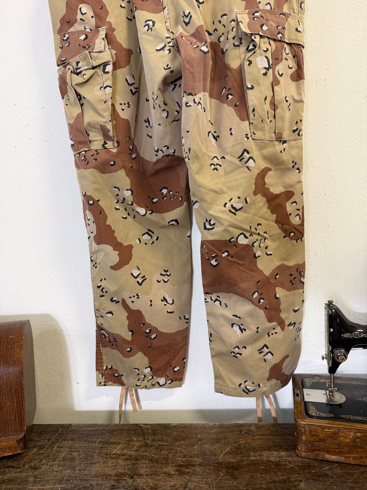 Vintage Desert Chocolate Cargo Pants Us Army “W40”