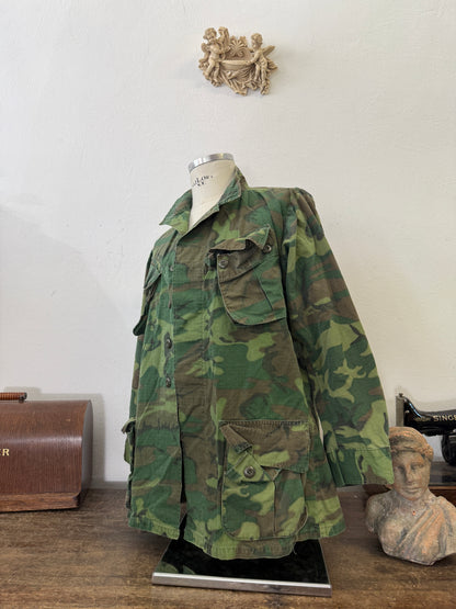 Vintage 60’s Ripstop Jungle Jacket ERDL Us Army “M”