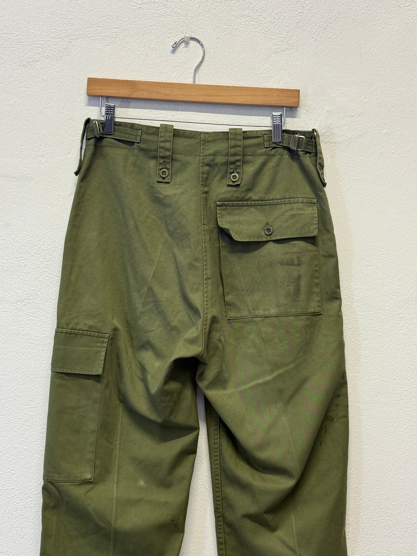 Vintage British Fatigue Army Pants “W31”