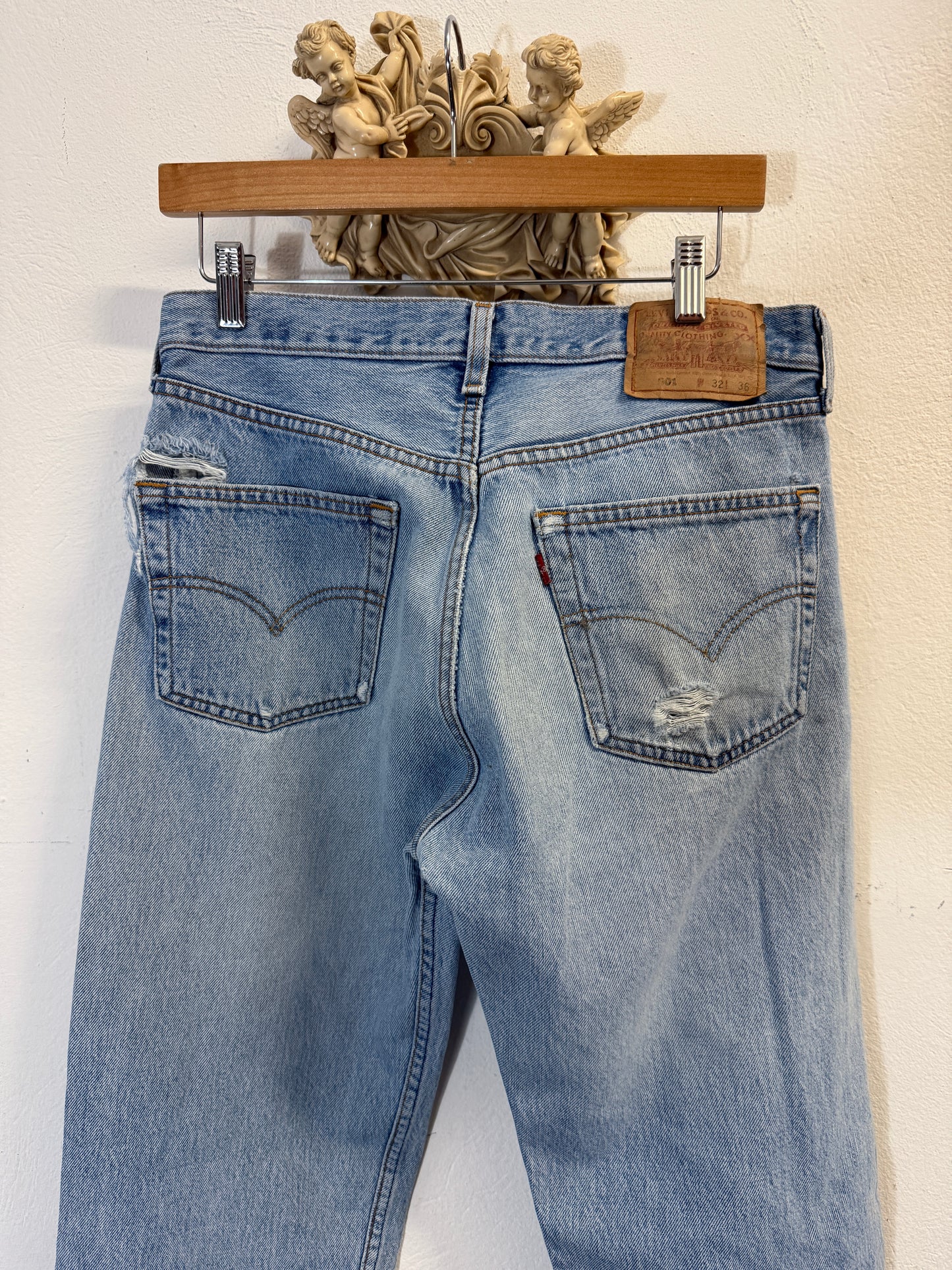 Vintage Levi’s 501 Made in Usa “W31 L36”