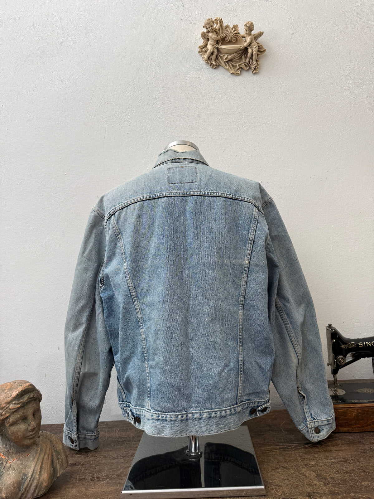 Vintage Levi’s Jacket “XL”