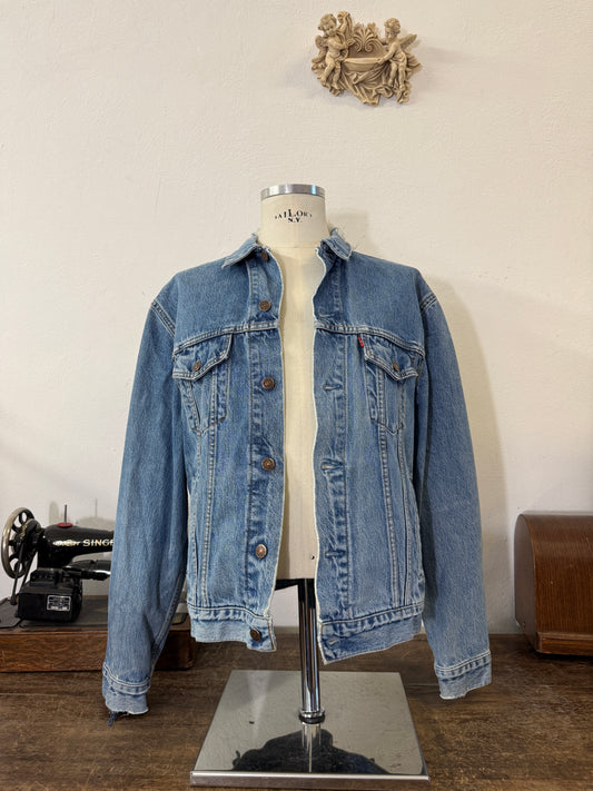 Vintage Levi’s Jacket “L/XL”