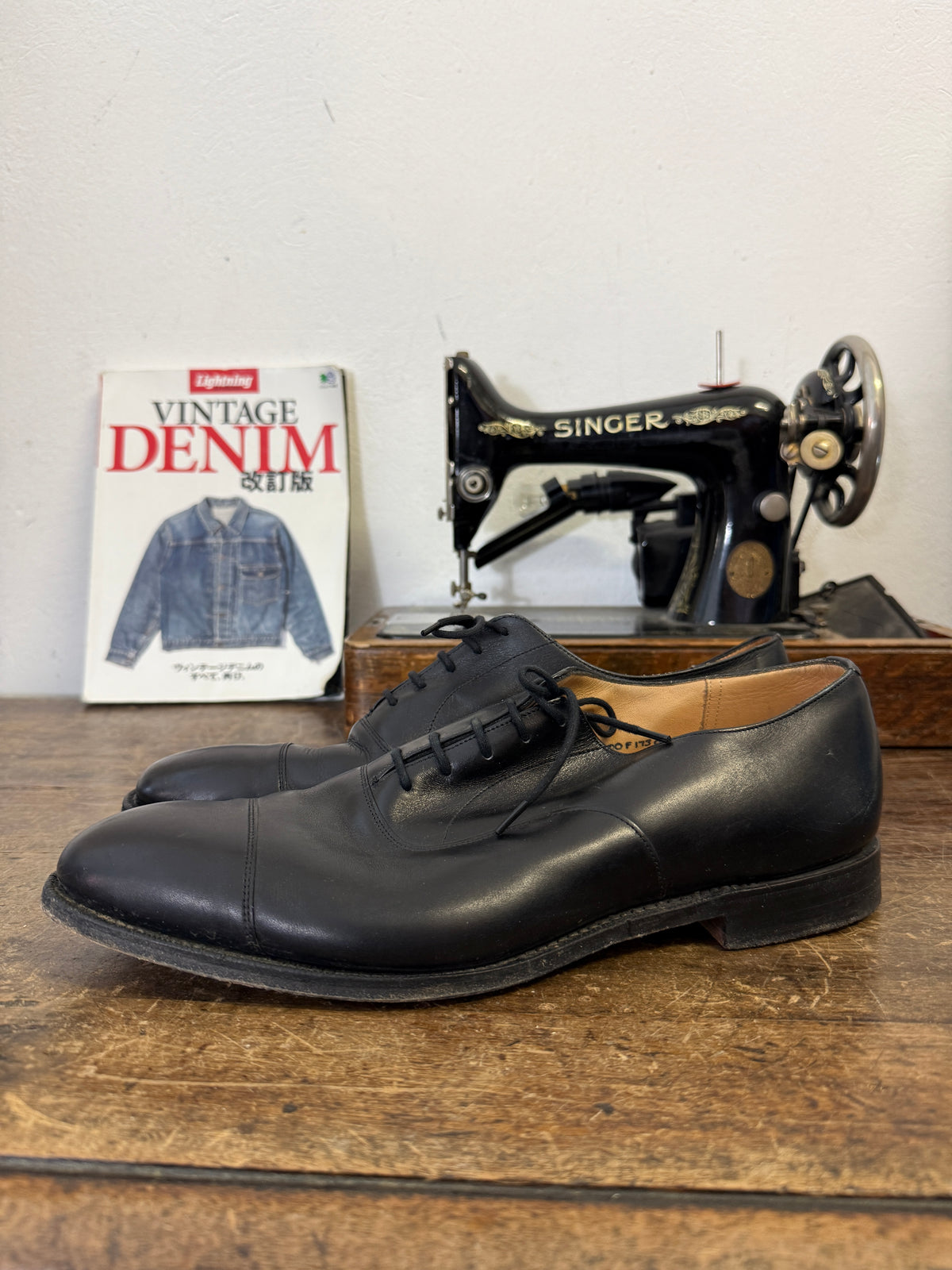 Used Church’s Men’s Black Leather Oxford Shoes – Made in England – UK Size 10
