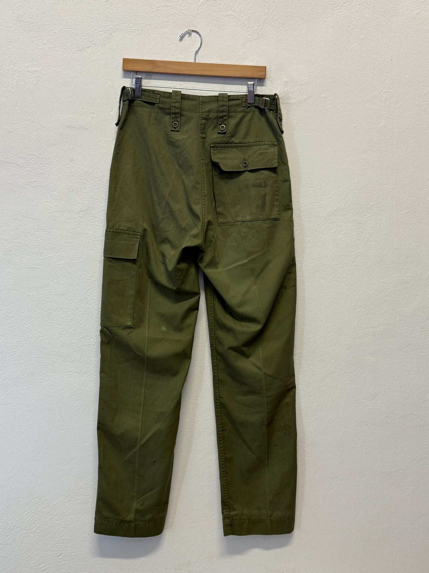 Vintage British Fatigue Army Pants “W31”