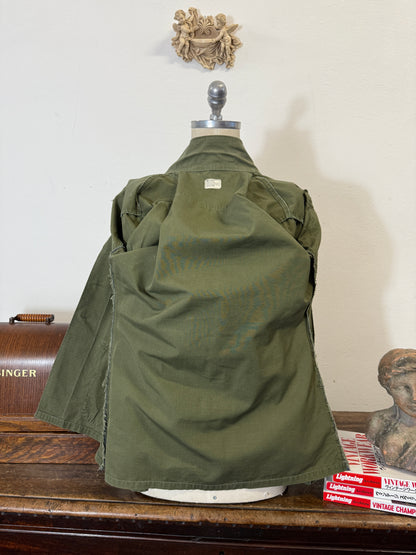 Vintage Rip Stop Jungle Jacket U.S. AIR FORCE “S”
