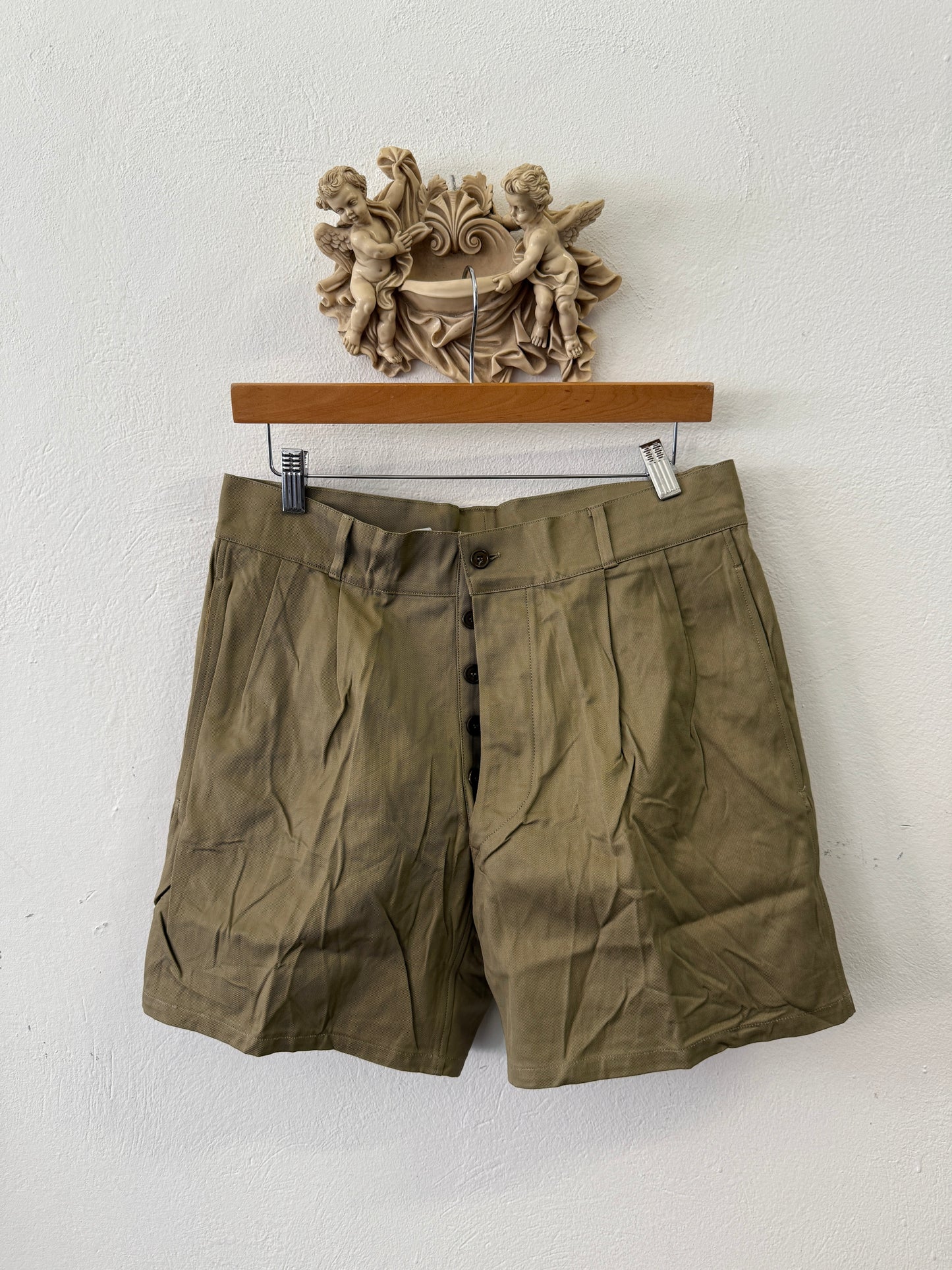 Vintage Italian Army Bermuda Shorts with Buttons 86 cm