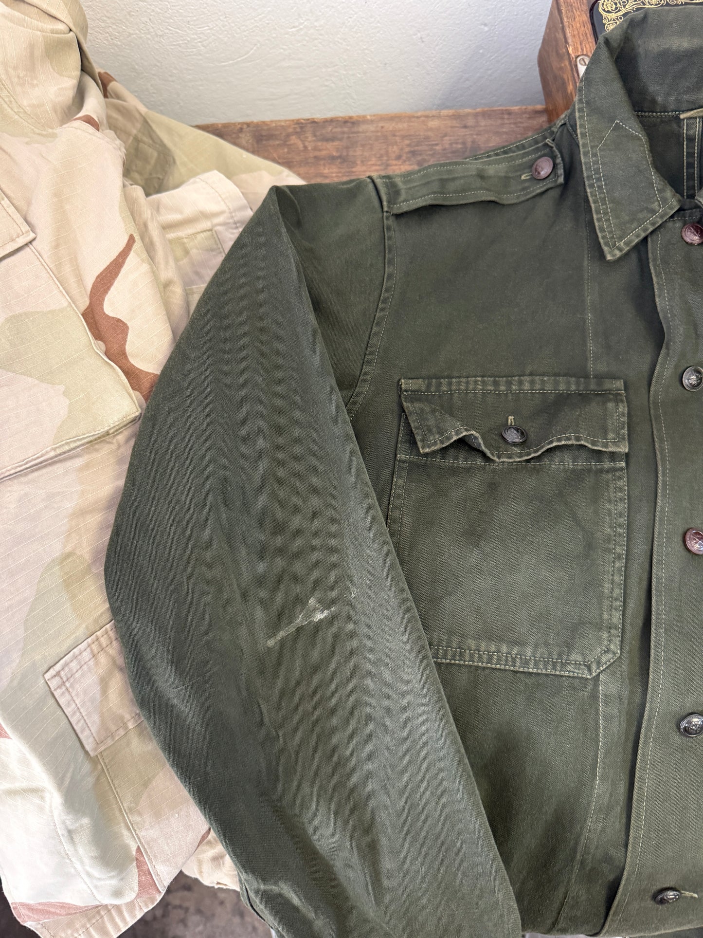 Vintage 80’s Faded Hungarian Army Shirt “S”