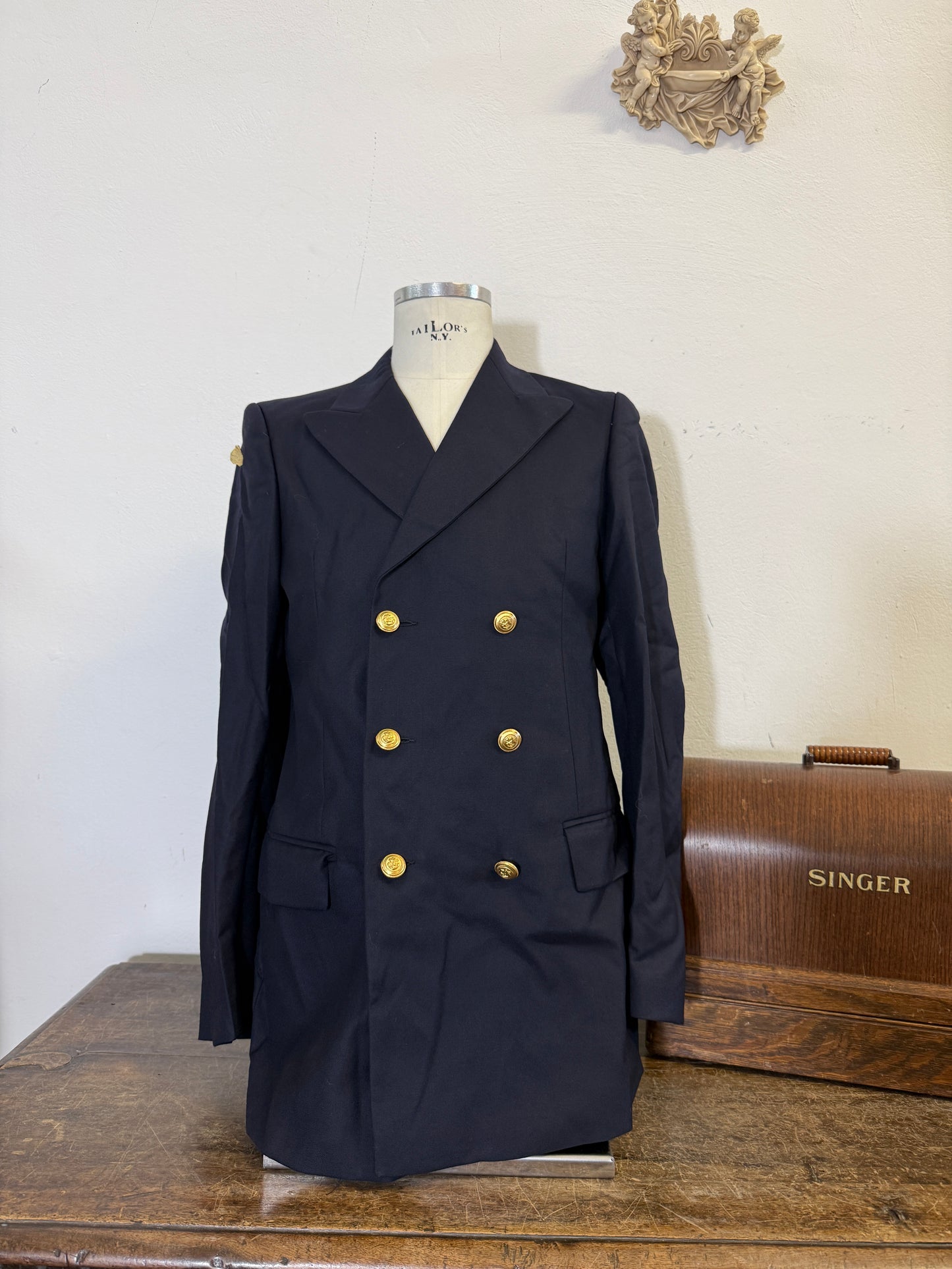 Vintage 00’s Italian Navy Double Breasted Jacket “M/L”