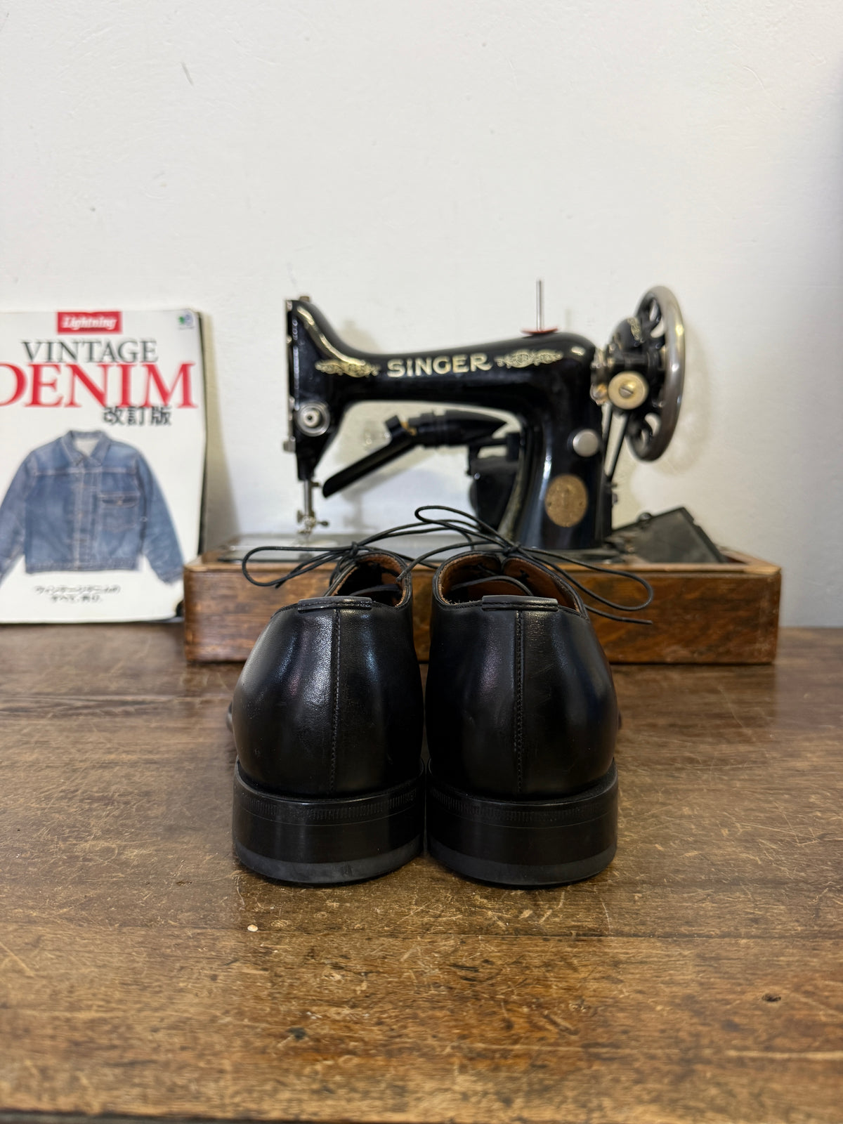 Used Church’s Men’s Black Leather Oxford Shoes – Made in England – UK Size 9