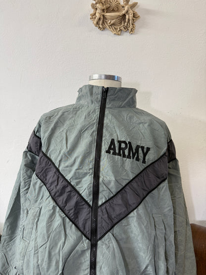 US Army IPFU Reflective Windbreaker – Training Uniform Jacket “M”