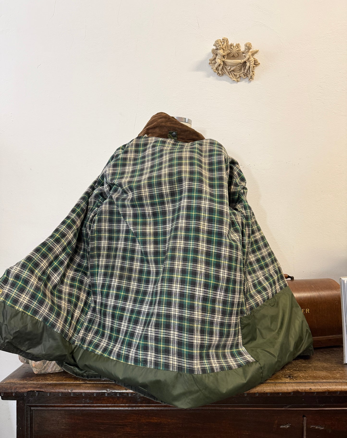 Vintage 80s/90s waxed jacket made in England “L/XL”