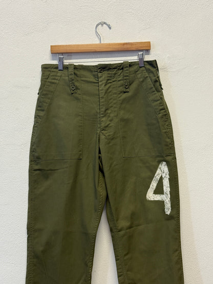 Vintage British Fatigue Army Pants “W32”