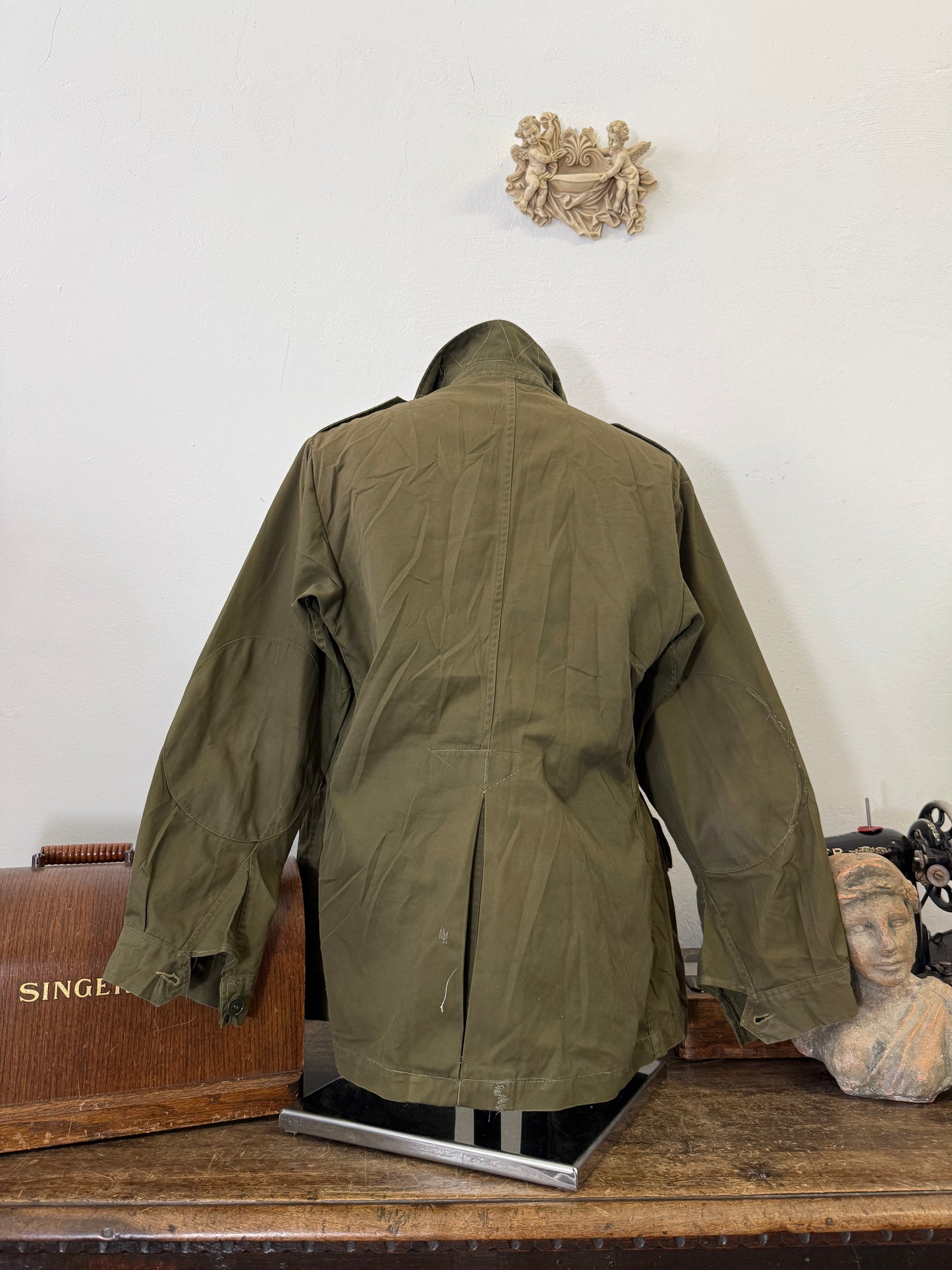 Vintage 80’s Italian Army Jacket “M”