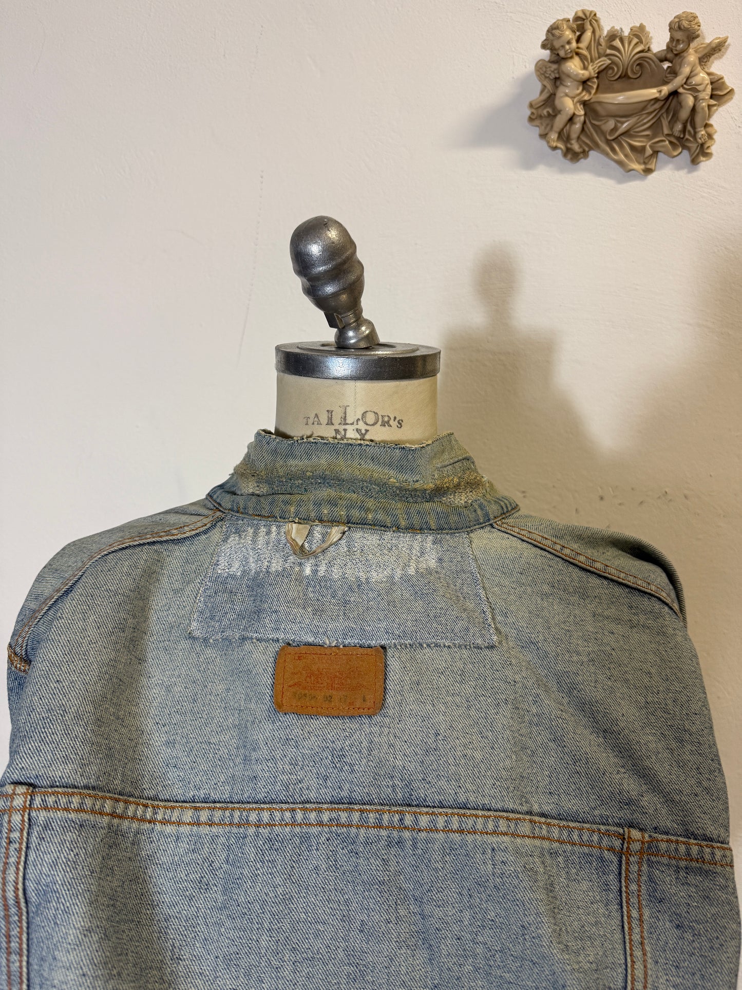 Vintage Levi’s Jacket “L”