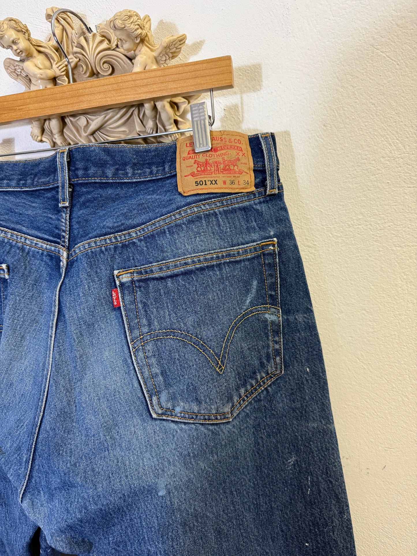 Vintage Levi’s 501 XX “W35 L32”