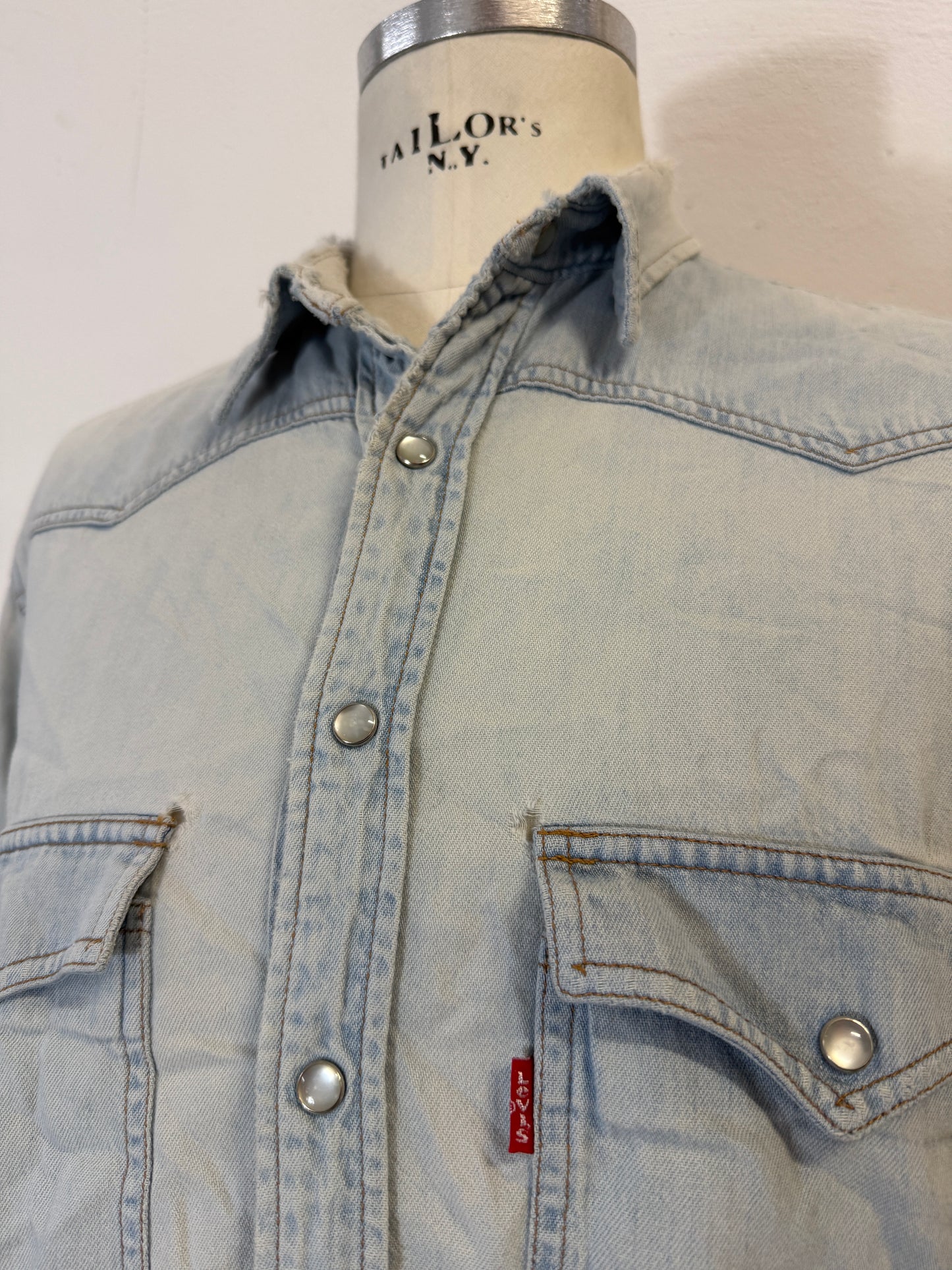 Vintage Western Denim Shirt Levi’s “XL”