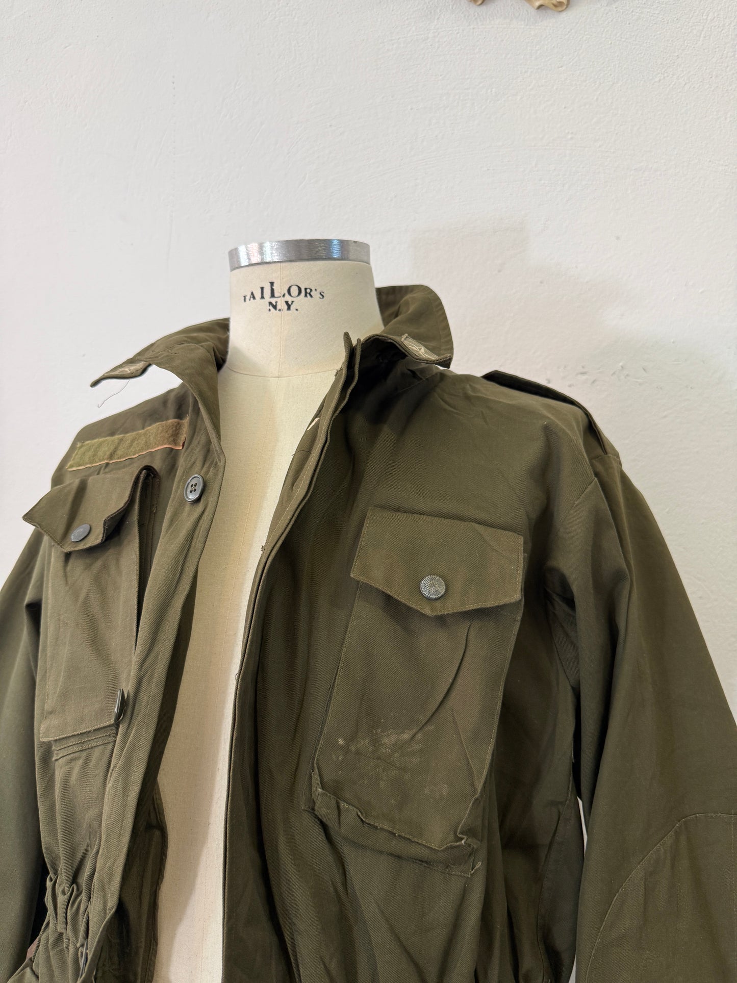Vintage 80’s Italian Army Jacket “L/XL”