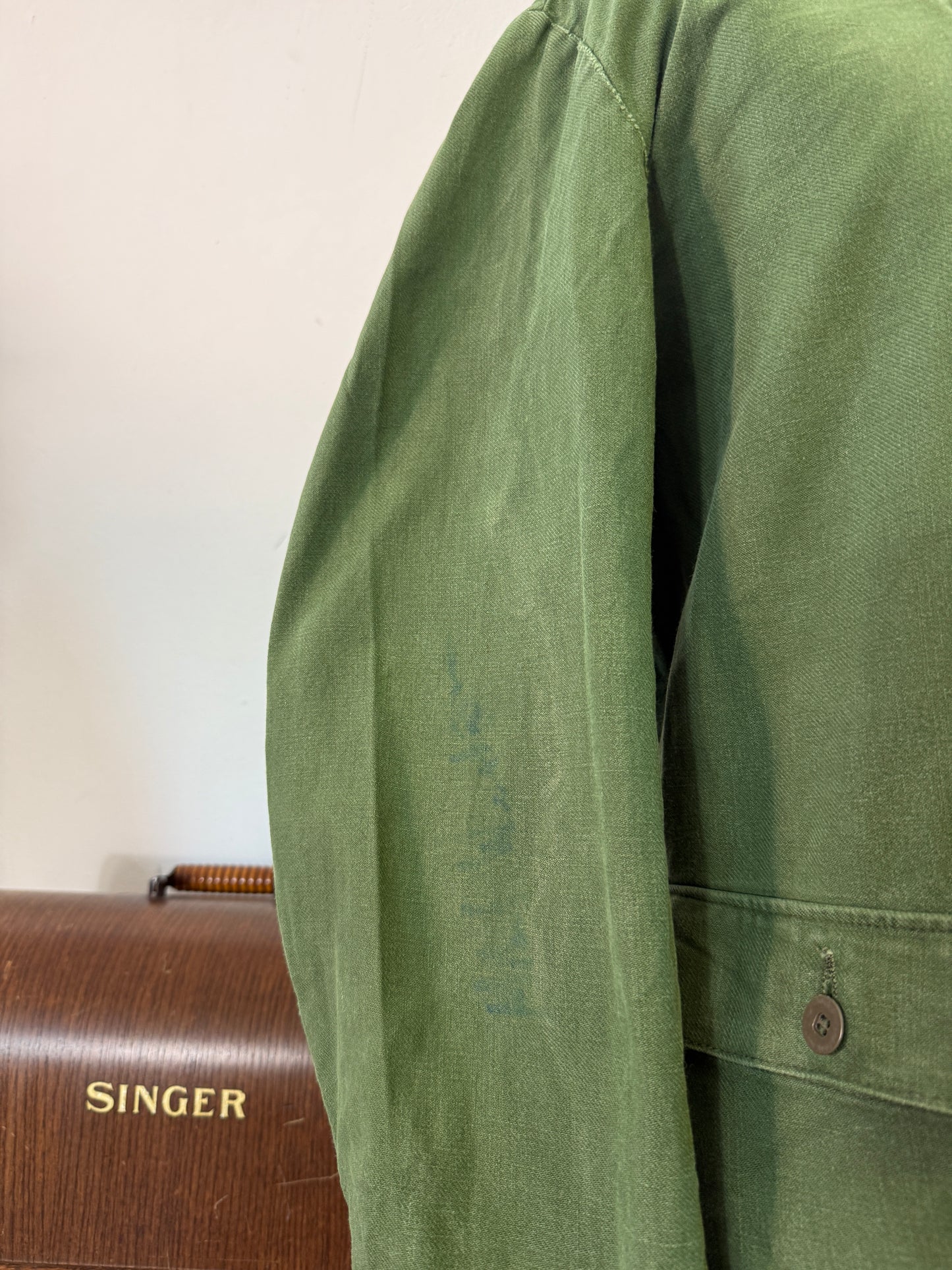 Vintage 70’s Swedish Army Jacket “L”