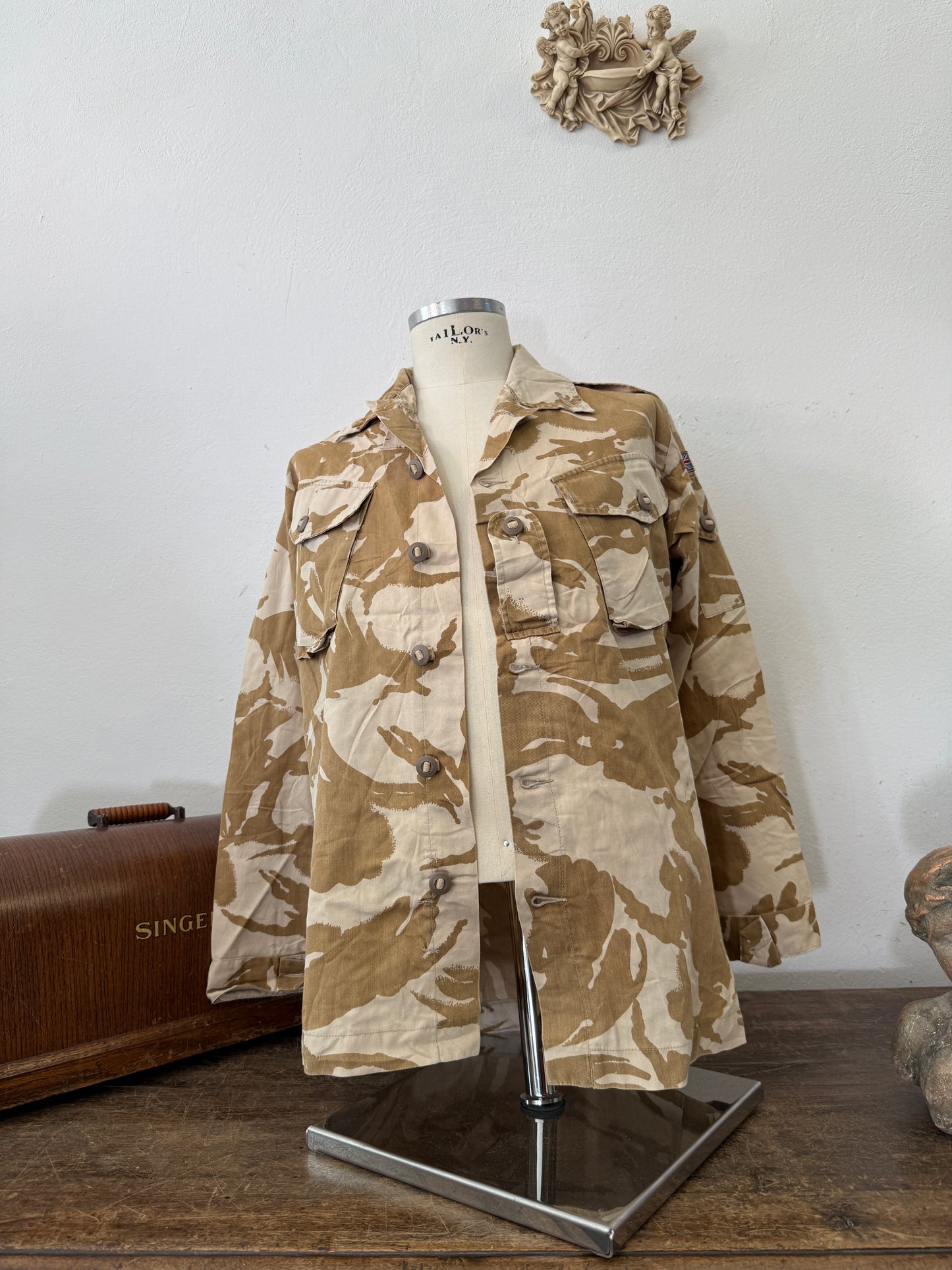 Vintage British Army Dpm Jacket “L”