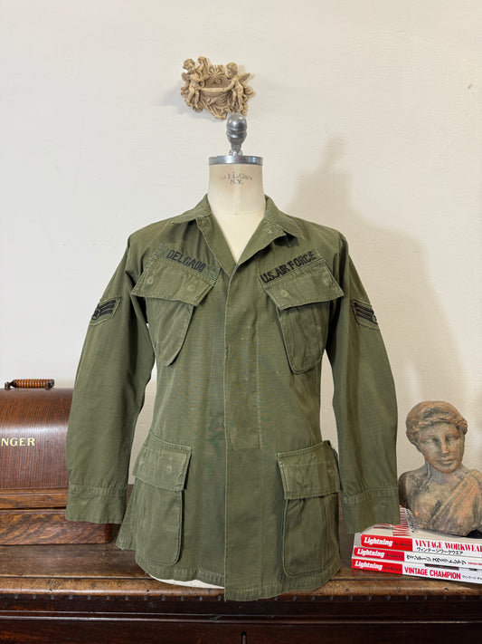 Vintage Rip Stop Jungle Jacket U.S. AIR FORCE “S”