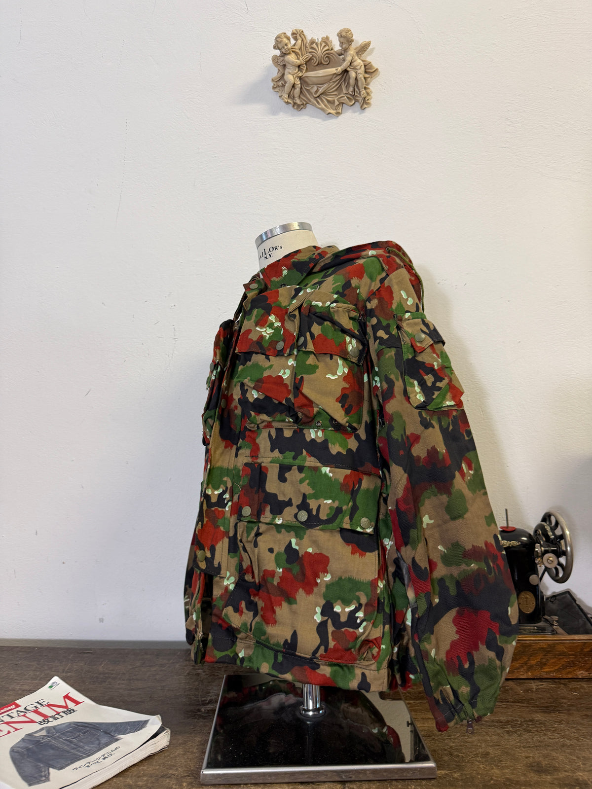 Vintage Swiss Army Camo Jacket M70 “L”