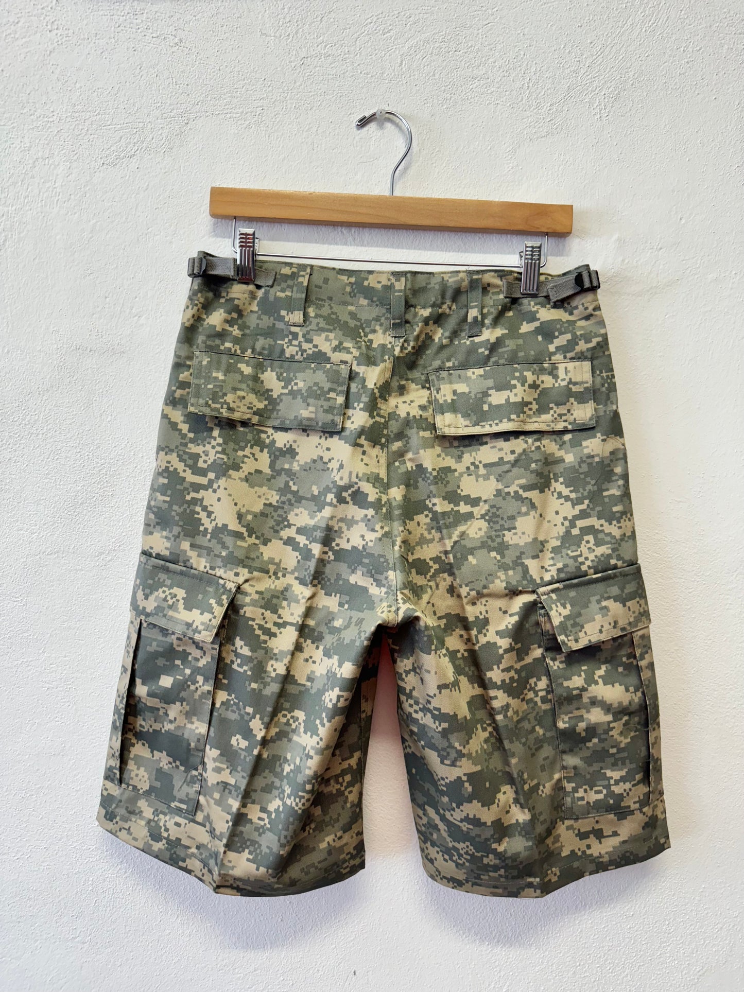 Digital Camo Cargo Short “W31”