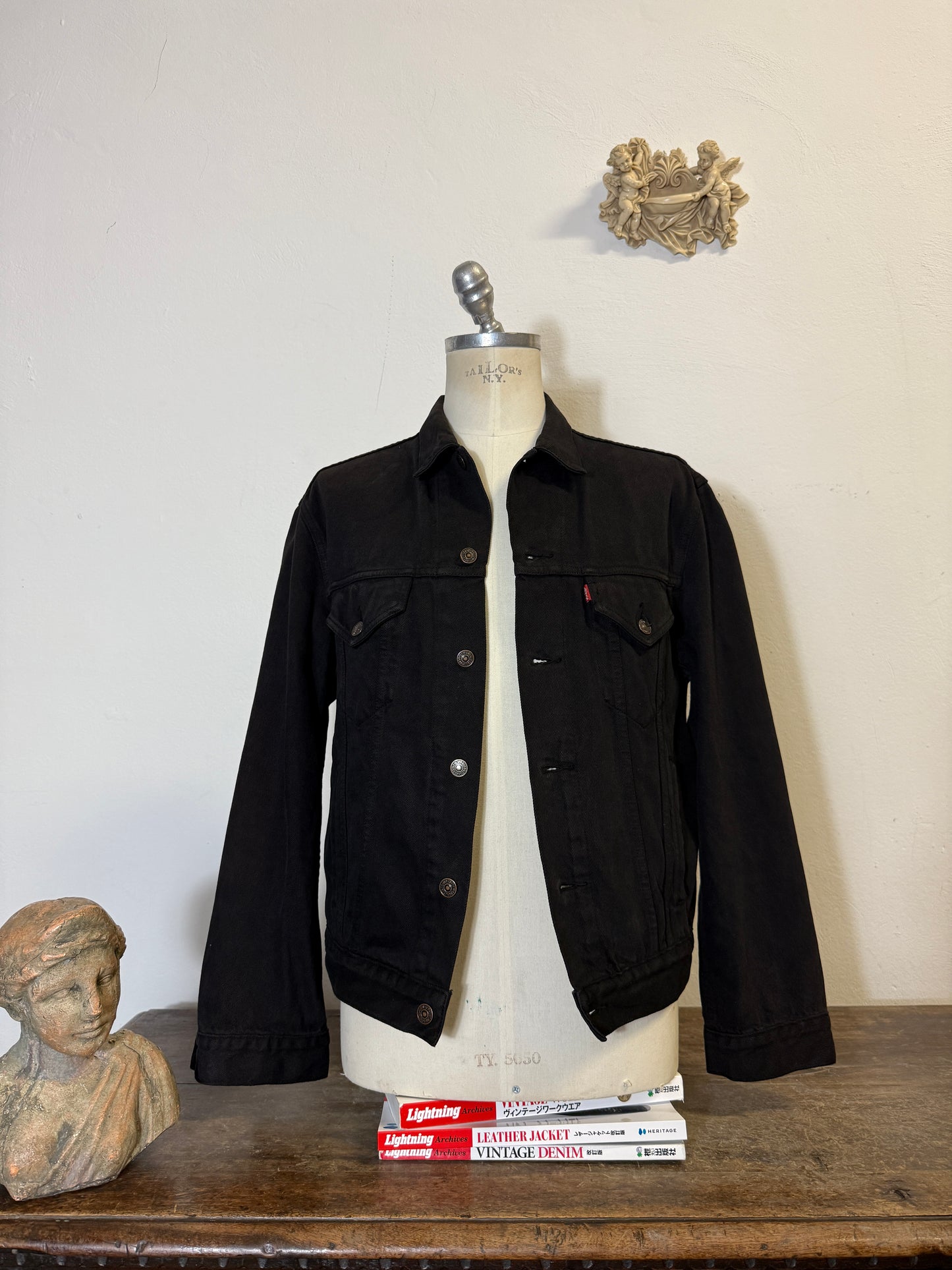 Vintage Levi’s Jacket “M/L”
