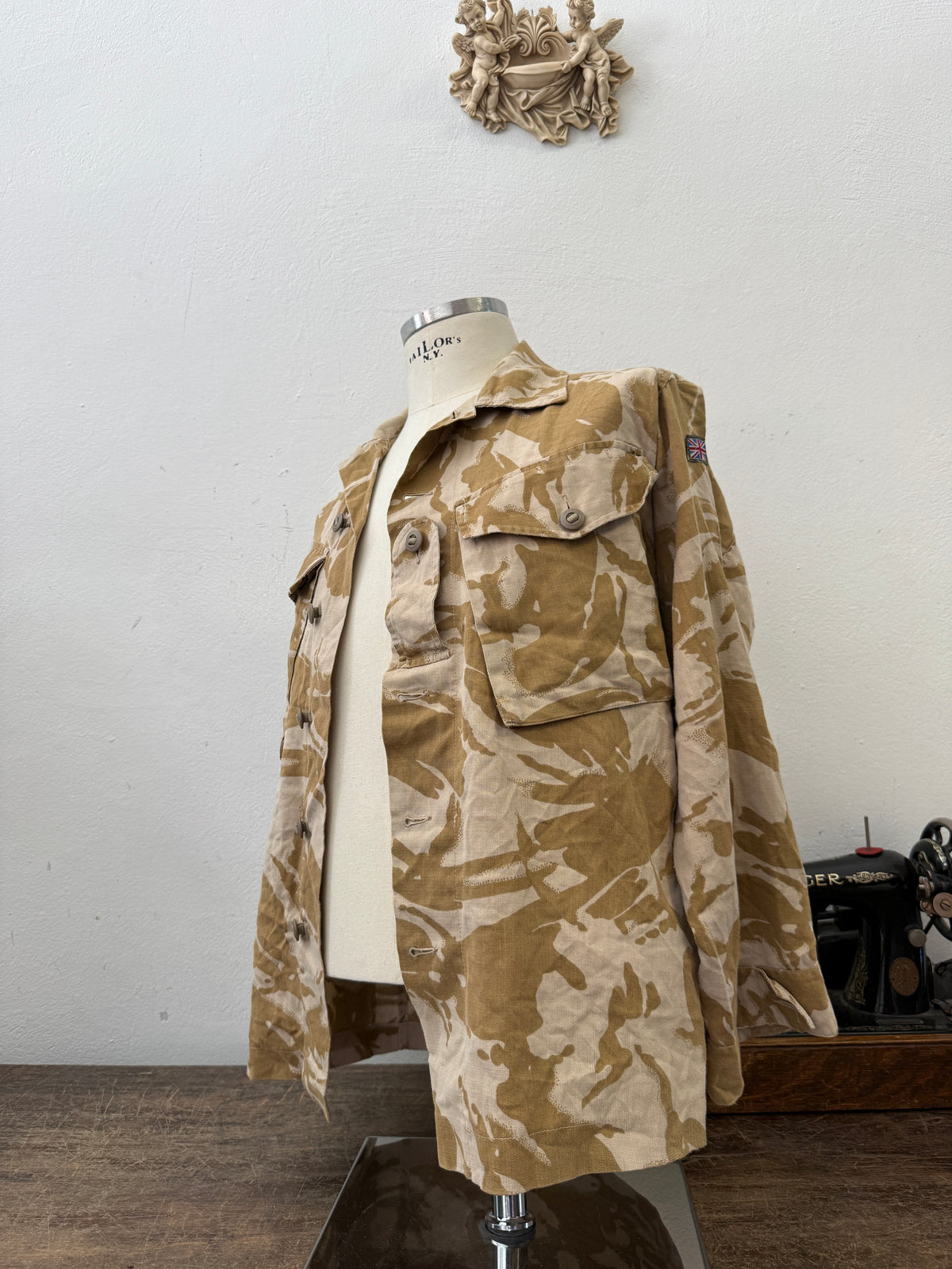 Vintage British Army Dpm Jacket “M”