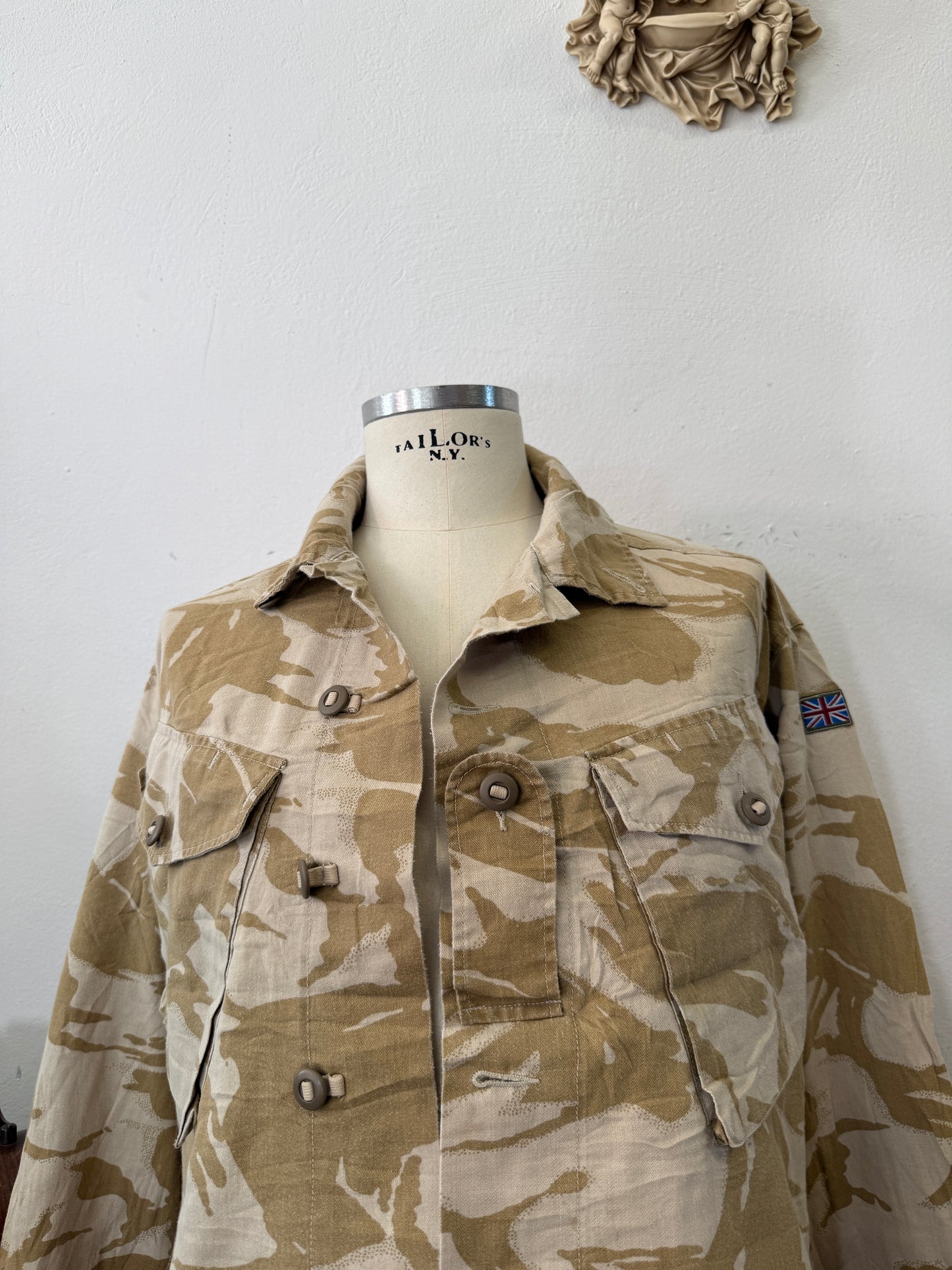 Vintage British Army Dpm Jacket “L”