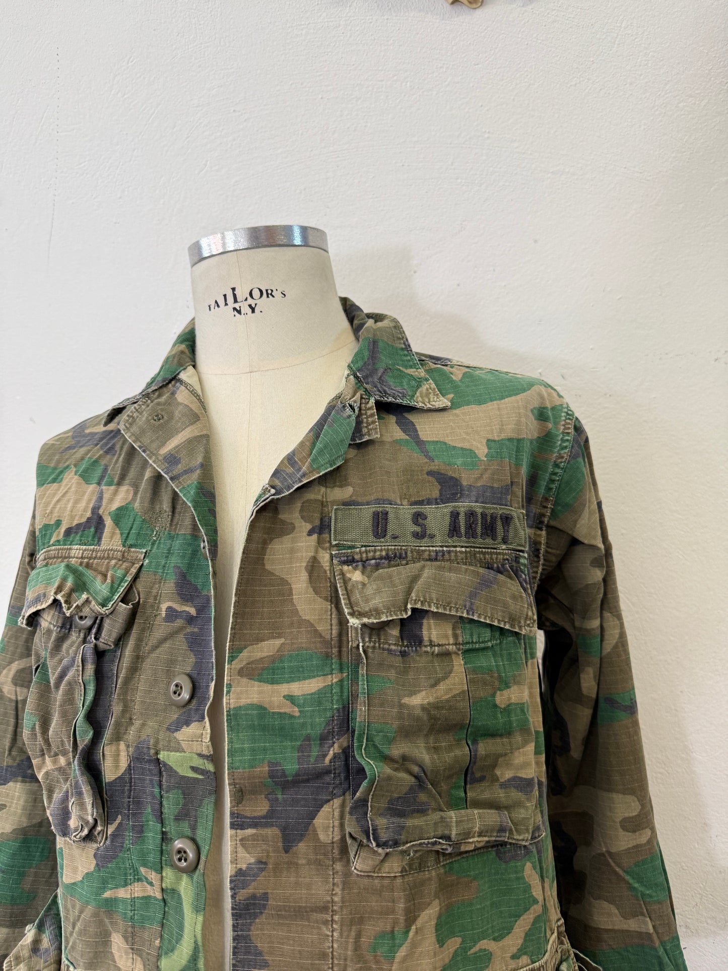 Vintage 1970-80s ERDL Camouflage Pattern Hot Weather Jacket Ripstop “S”