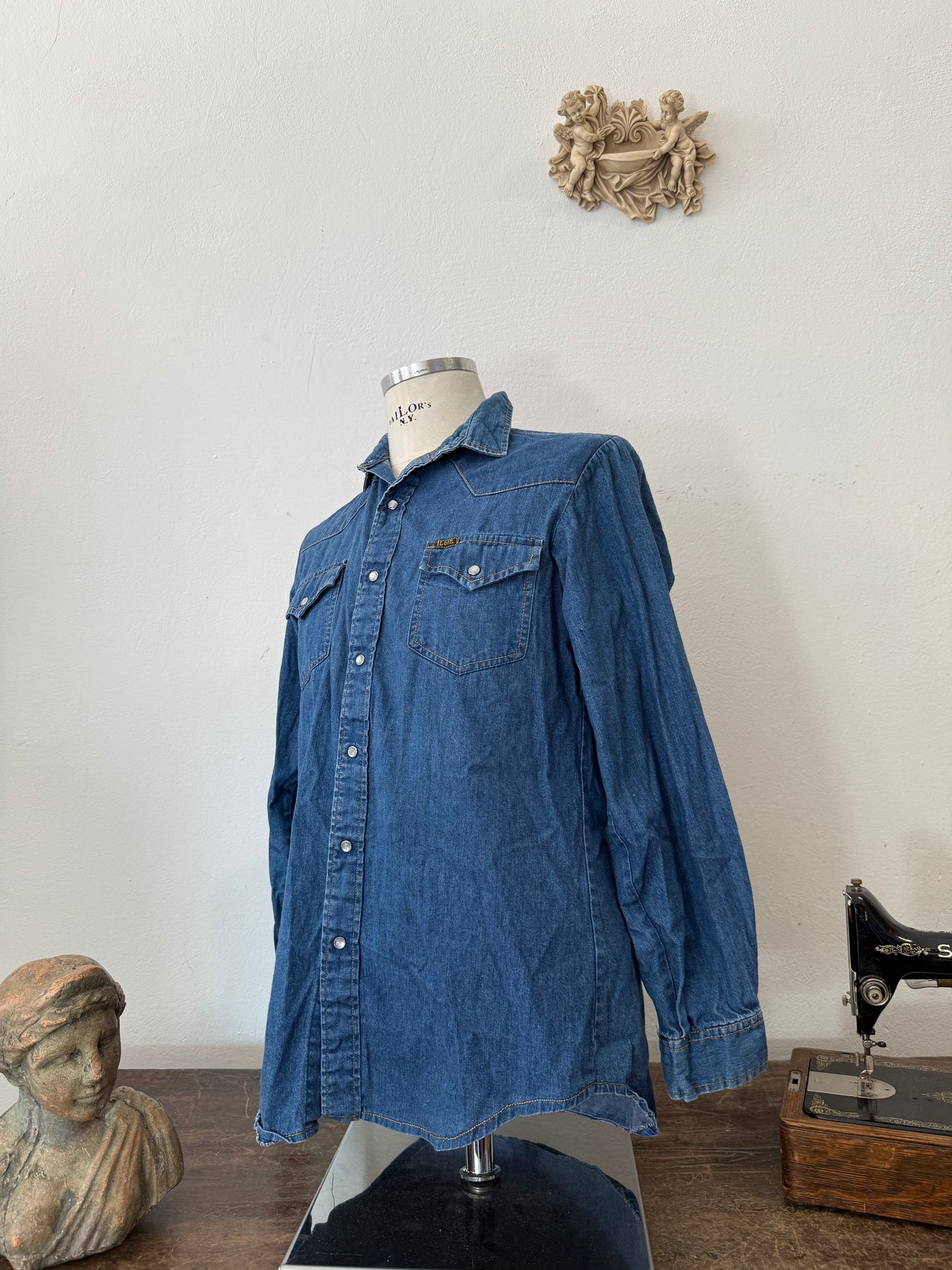 Vintage Lee Denim Shirt “S/M”