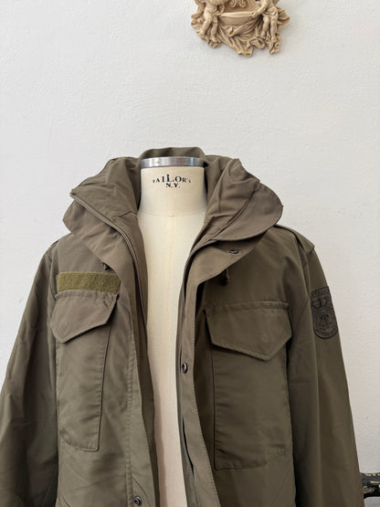 Vintage 90’s Austrian Army Jacket “L”