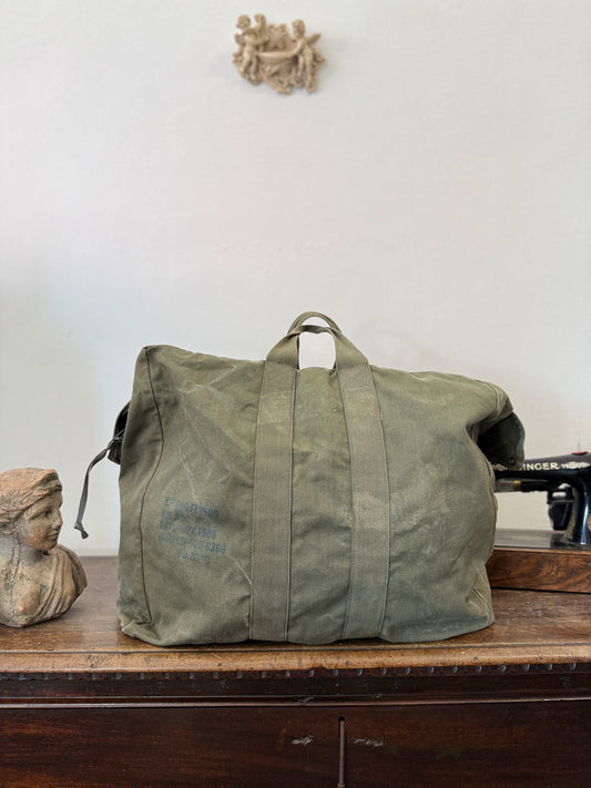 Vintage Cotton Us Flyers Kit Bag