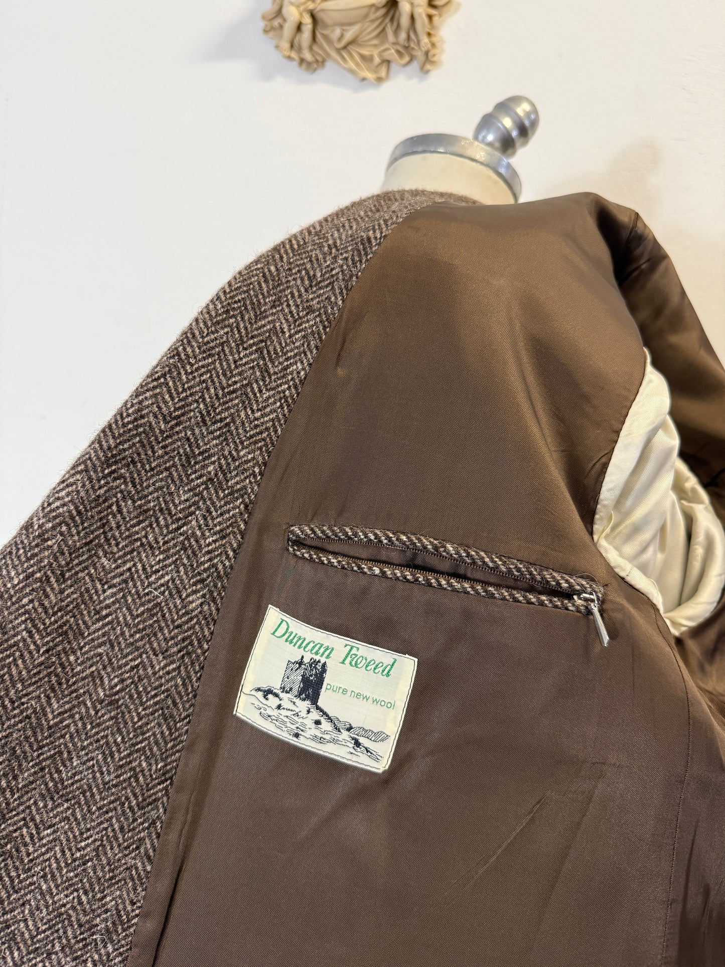 Vintage Wool Harringbone Blazer “XL”